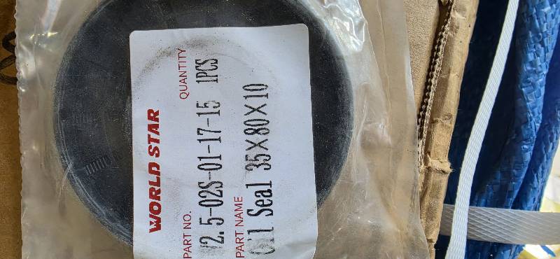 W2.5-02S-01-17-15 OIL SEAL 35*80*10 FM