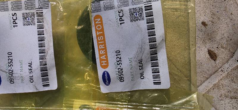 09502-55210 OIL SEAL