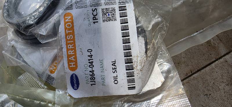 1J864-04140 OIL SEAL